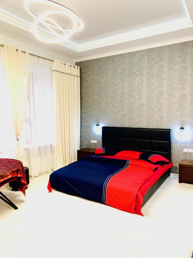Vip Студио На Дерибасовской Apartment Oldenburg Bagian luar foto