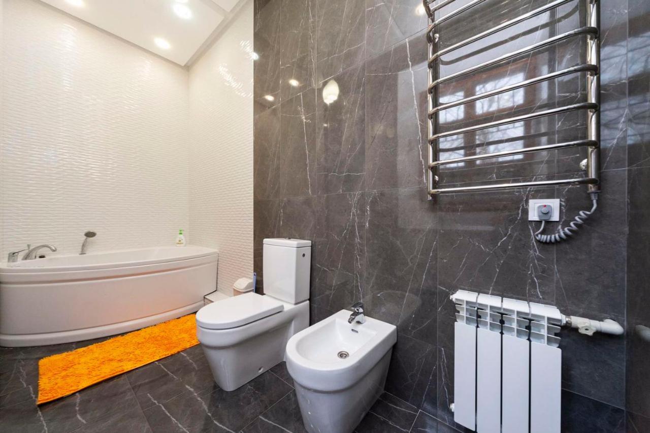 Vip Студио На Дерибасовской Apartment Oldenburg Bagian luar foto