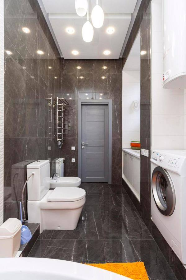 Vip Студио На Дерибасовской Apartment Oldenburg Bagian luar foto